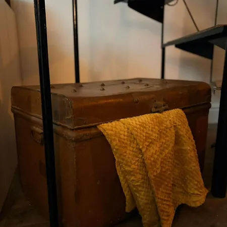 The Lonnin Nook Apartment *